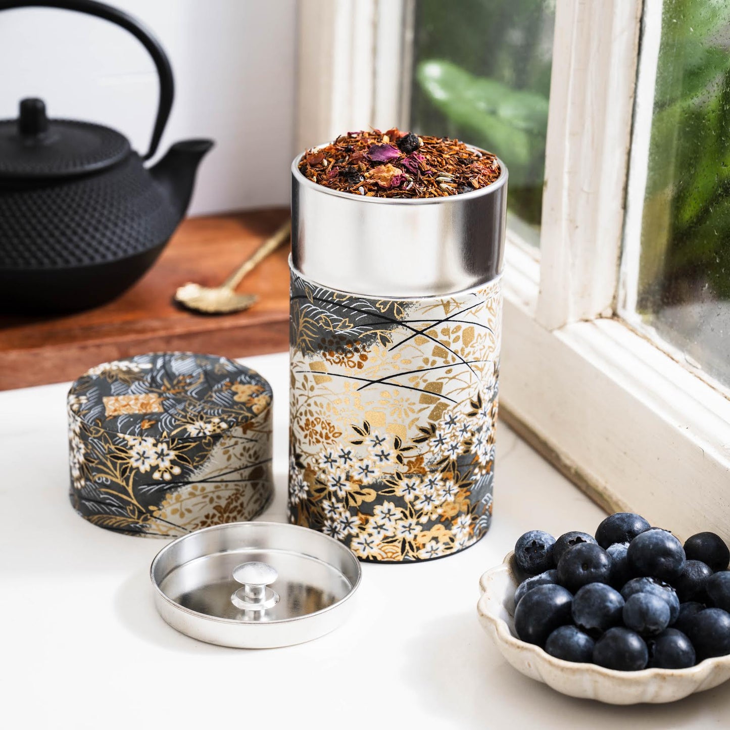 Japanese Tea Tin — Grey & Gold Grasses