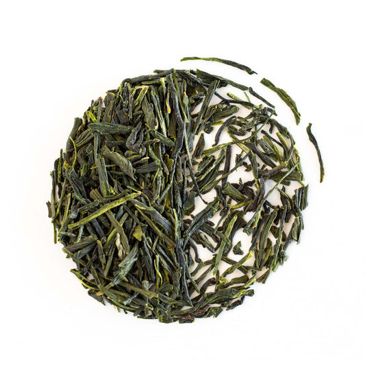 Black Tea vs. Green Tea: What's the Difference?