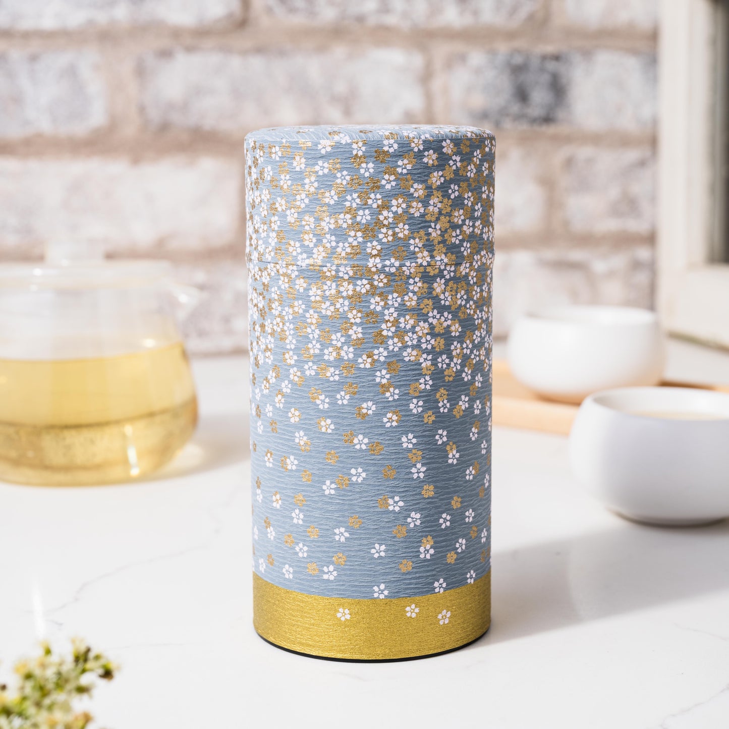 Japanese Tea Tin — Gold Sakura